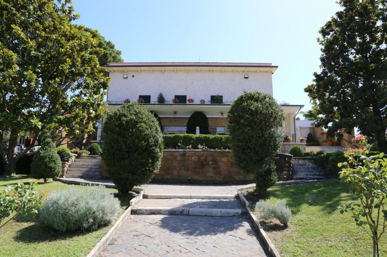 Tenuta Di Pietra Porzia モンテ・ポルツィオ・カトーネ エクステリア 写真
